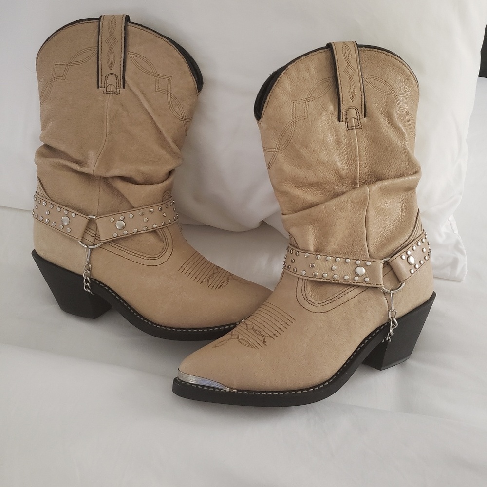 Shyanne size 7.5